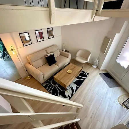 Duplex Au Coeur De Vieille * 멍똥